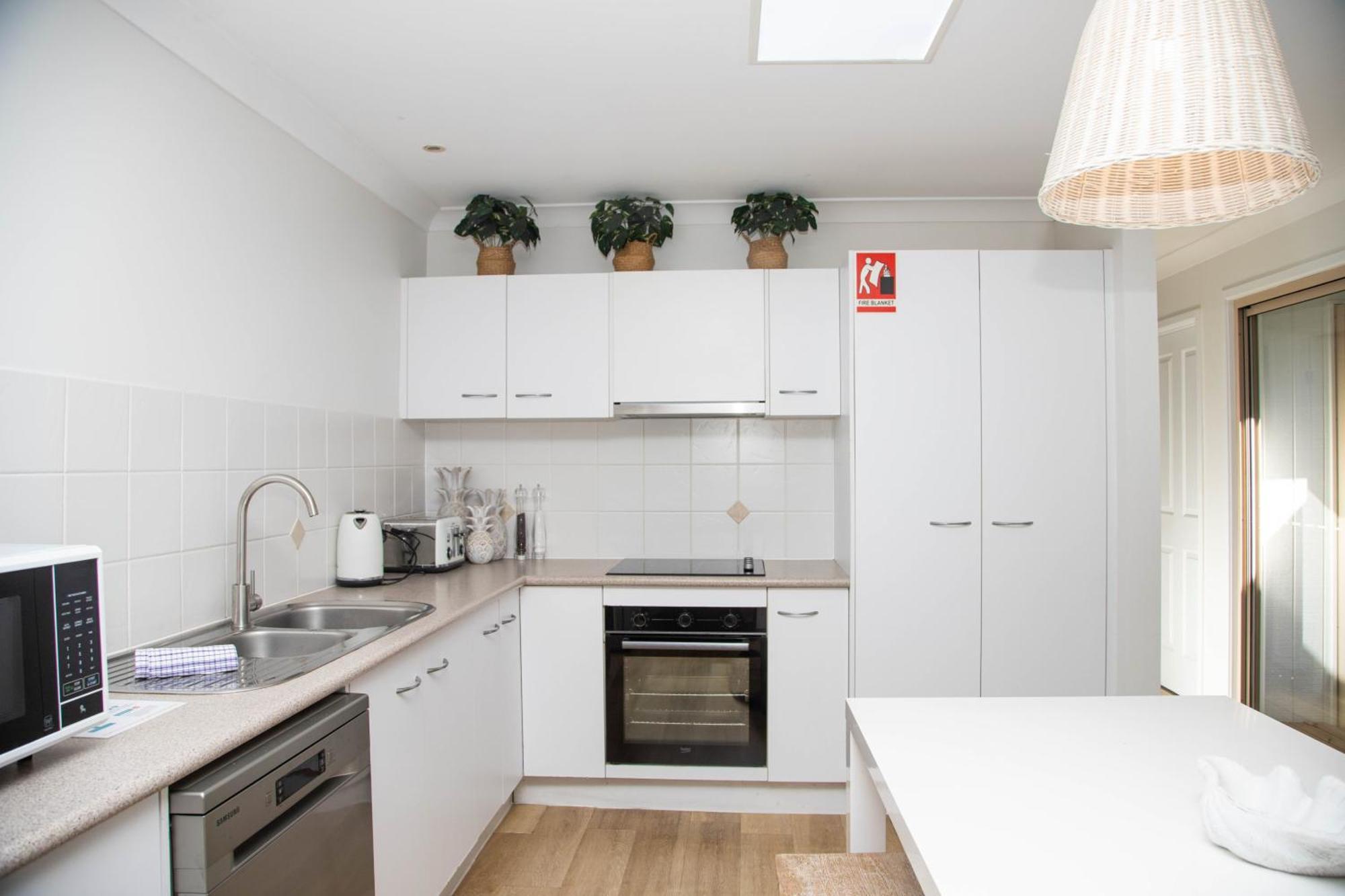 Byron Lakeside Holiday Apartments Byron Bay Eksteriør bilde